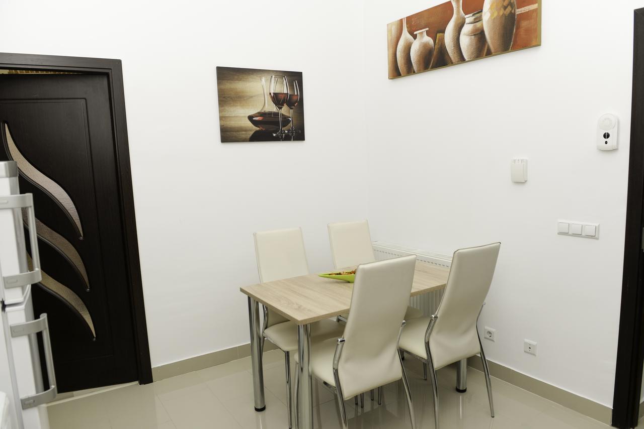 Modern Central-Near Unirii Square Apartment Cluj-Napoca Luaran gambar