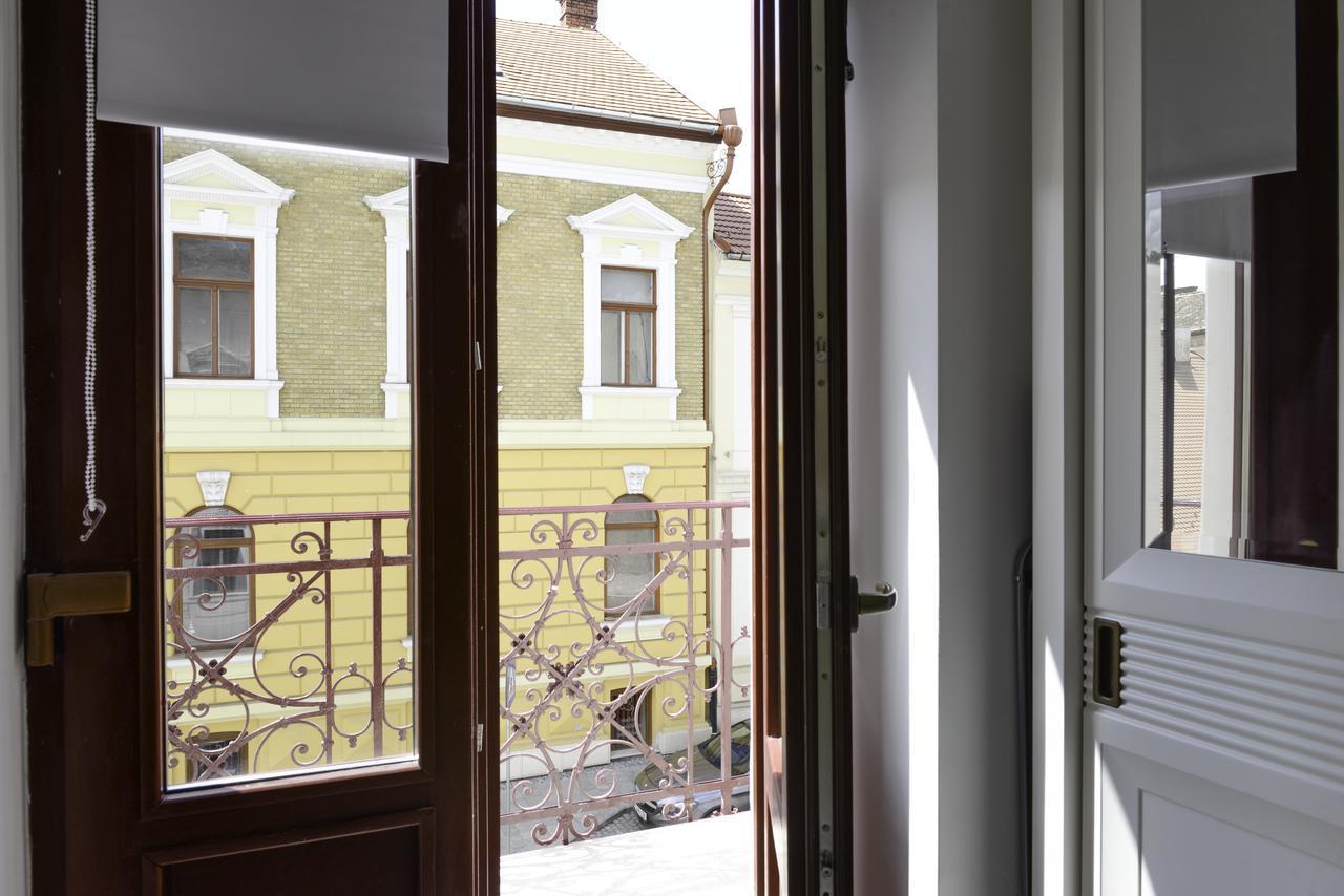 Modern Central-Near Unirii Square Apartment Cluj-Napoca Luaran gambar
